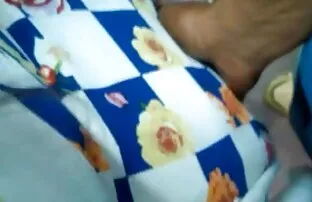 XXX سبزه سیلیکونی با فشار زیاد انگشت بیدمشک عکس سکسی کس شهوانی