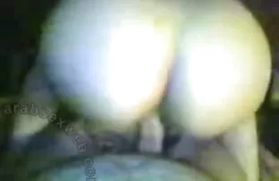 XXX دانشجو پدر بزرگ و تصاویرسکسی شهوانی لزبین بالغ را لگد می زند