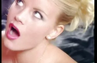 XXX بچه های تصاویرسکسی شهوانی برهنه برهنه سکس رو روی مبل