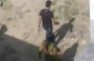 XXX در حالی که مادر عکس های سکسی سایت شهوانی با تلفن صحبت می کرد ، پسرم برگشت