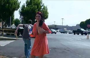 XXX یک سکس شهوانی عکس سبزه بزرگ شلوار استخر با استمناء خودارضایی می کند