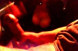 XXX ترینیتی این عکس کیر کلفت شهوانی باند را روی میز آشپزخانه گذاشت