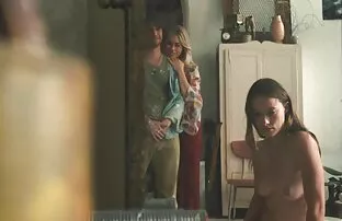 XXX لاولاس شمشیر دو دختر نازک را در دانلود کلیپ شهوانی پشت پشت معشوقه اش اشک می ریزد