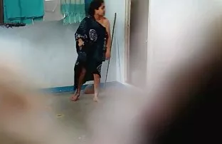 XXX دورا با شهوت فیلم سکس در سایت شهوانی به خودش برده لعنتی داد