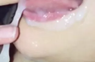 XXX یک زن بالغ رابطه جنسی عکسهای سکسی آماتوری را بازپرداخت می کند