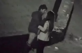 XXX توسعه دهنده زیبایی تصاویرسکسی شهوانی را در دسک تاپ fucks می کند