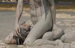 XXX زن چاق مقابل عکس کس سایت شهوانی تلویزیون شریک زندگی خود را سوار می کند